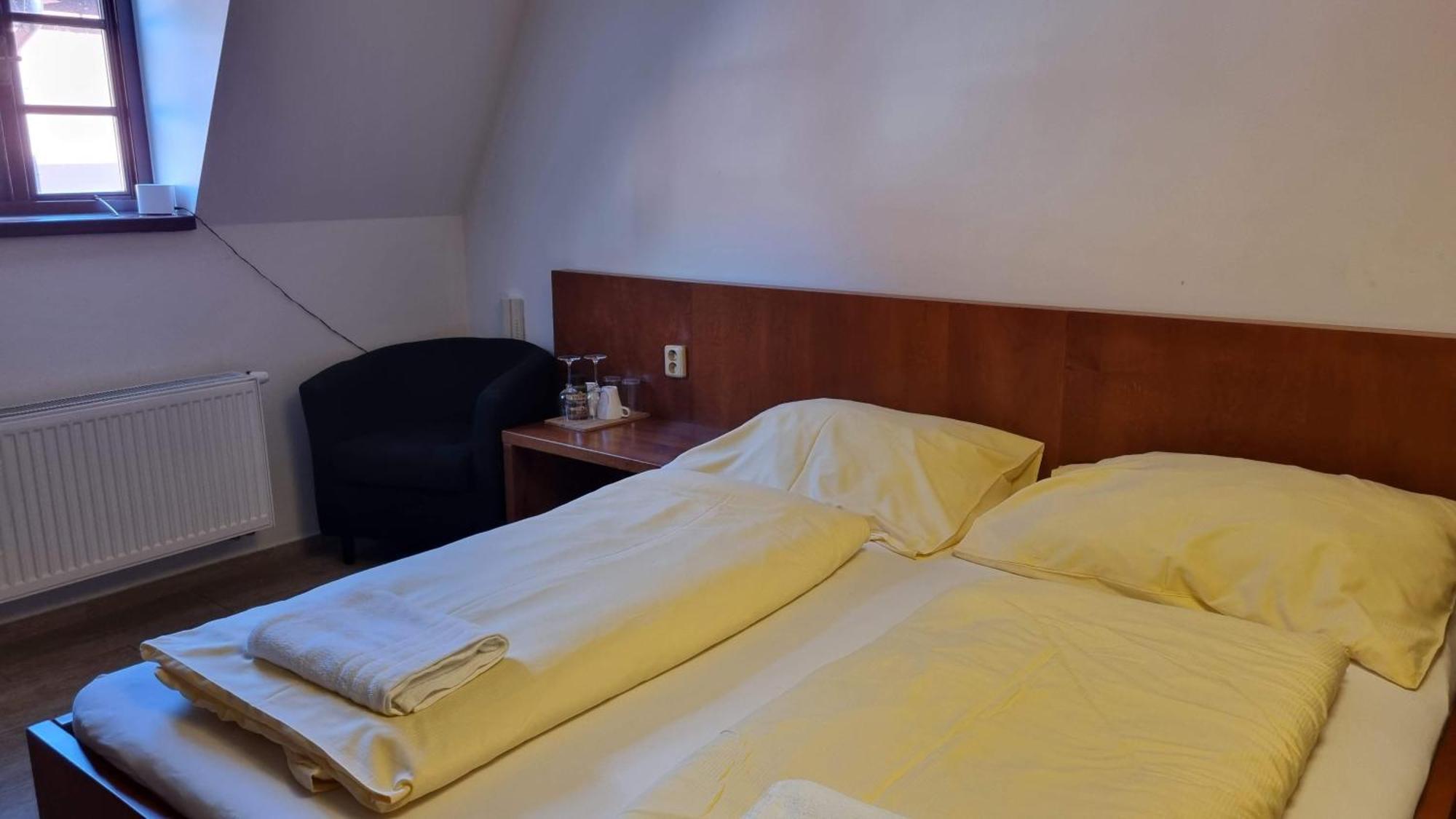 Nevinne Apartmany كولين المظهر الخارجي الصورة